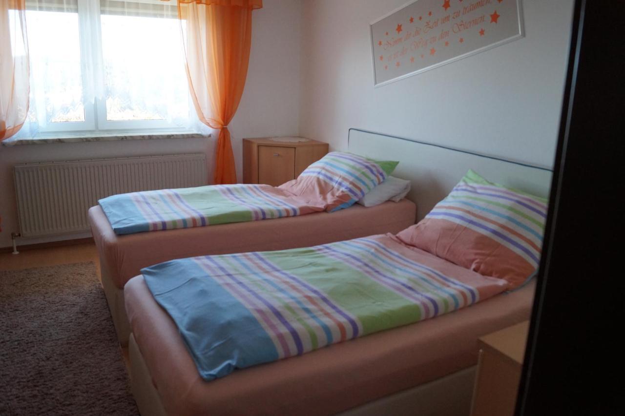 Ferienwohnung Hoebart Dorfstetten Екстериор снимка